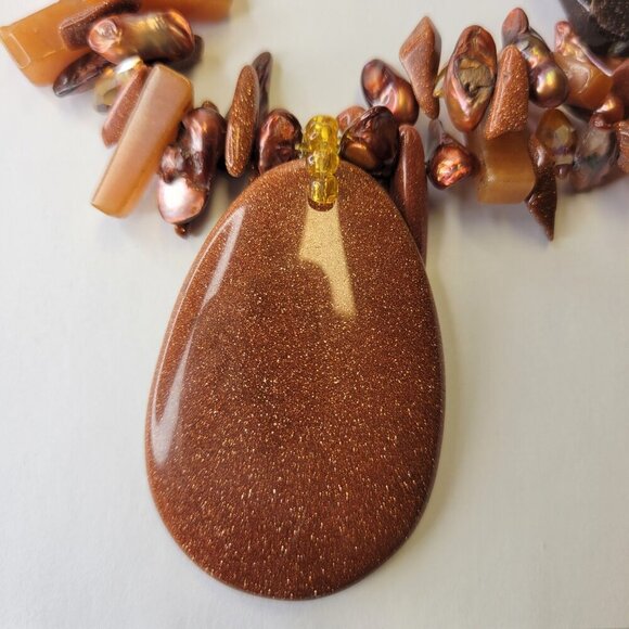 Brown hued gemstone fashion necklace and earrings set - Picture 6 of 14